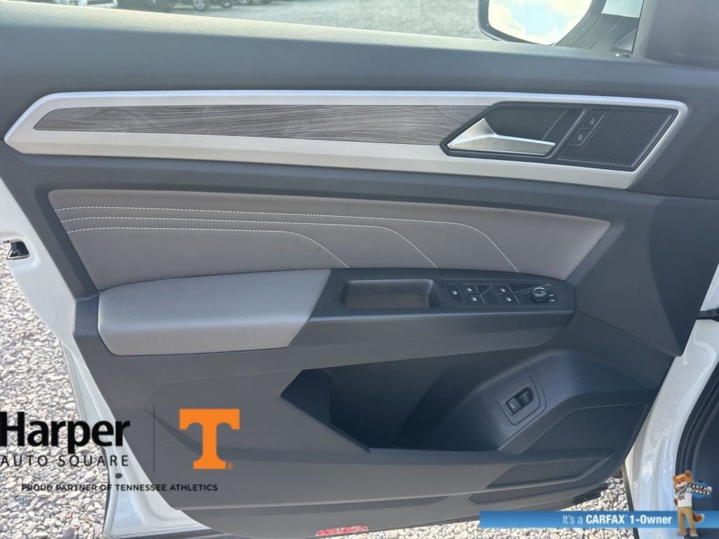 2023 Volkswagen Atlas Cross Sport 2.0T SE w/Technology