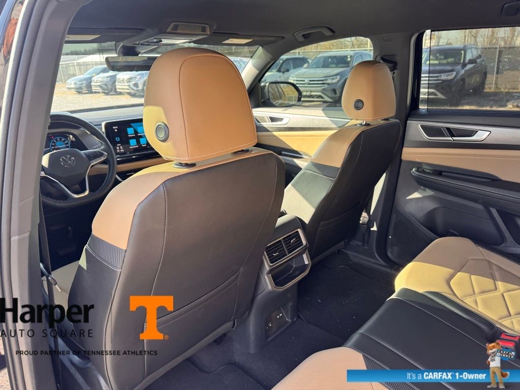 2024 Volkswagen Atlas Cross Sport 2.0T SE w/Technology