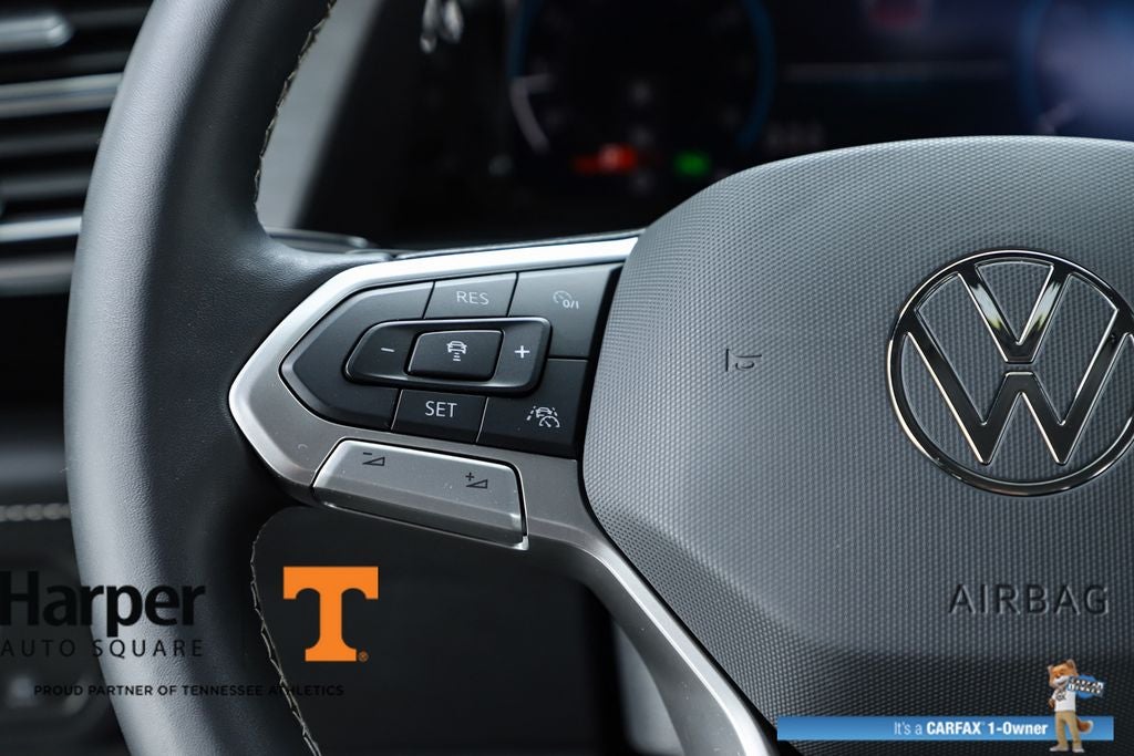 2024 Volkswagen Atlas Cross Sport 2.0T SE w/Technology