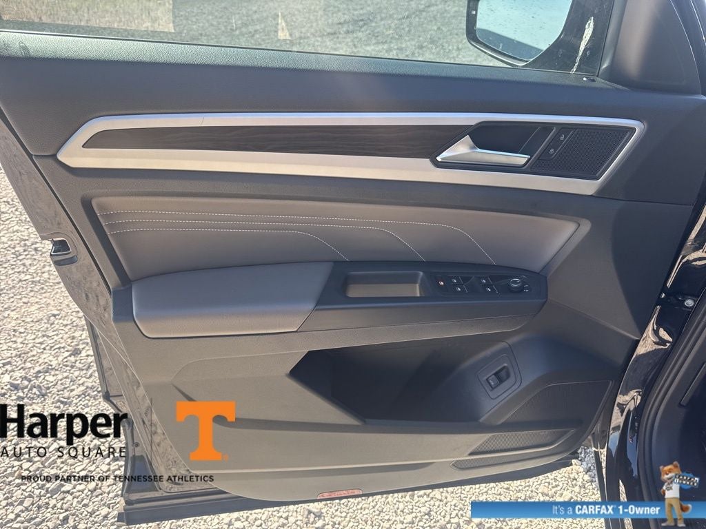 2023 Volkswagen Atlas 2.0T SE w/Technology