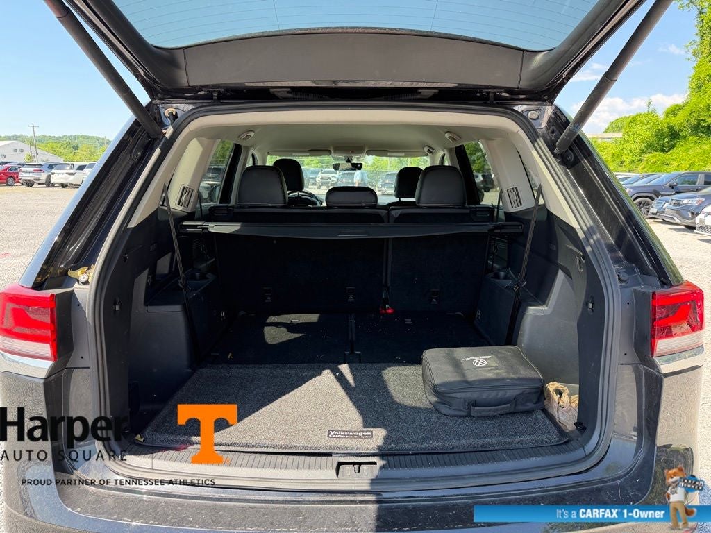 2022 Volkswagen Atlas 3.6L V6 SE w/Technology