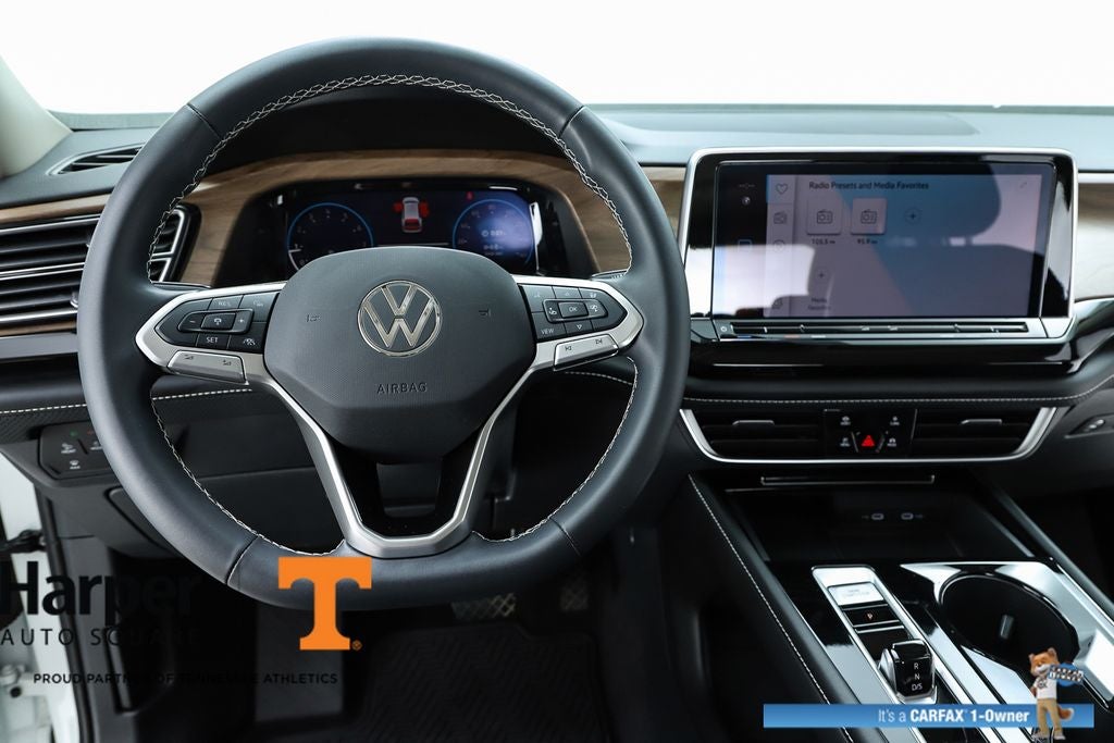 2024 Volkswagen Atlas 2.0T SE w/Technology