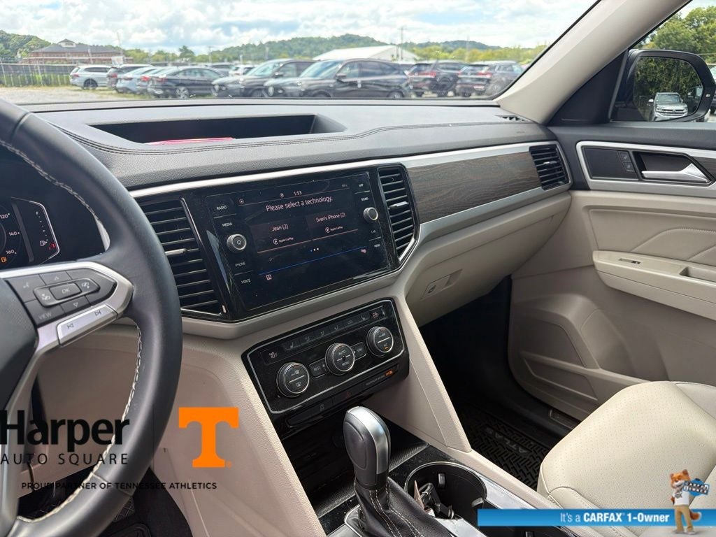 2022 Volkswagen Atlas 3.6L V6 SE w/Technology