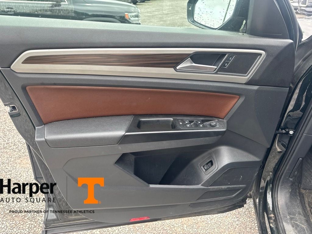 2021 Volkswagen Atlas 3.6L V6 SE w/Technology