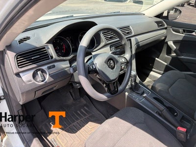 2018 Volkswagen Passat 2.0T S