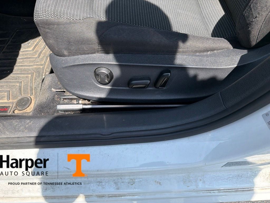 2018 Volkswagen Passat 2.0T S