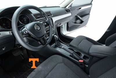 2018 Volkswagen Passat 2.0T S