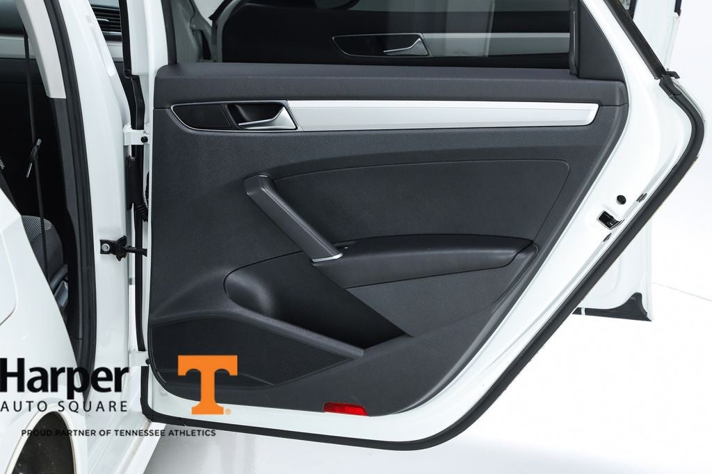 2018 Volkswagen Passat 2.0T S