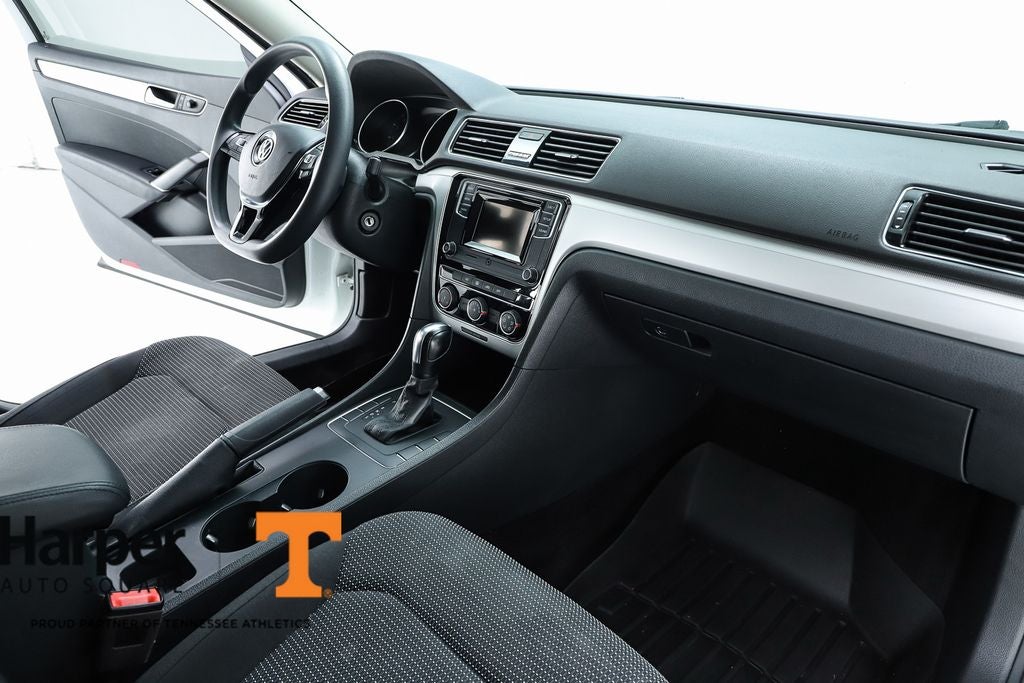 2018 Volkswagen Passat 2.0T S