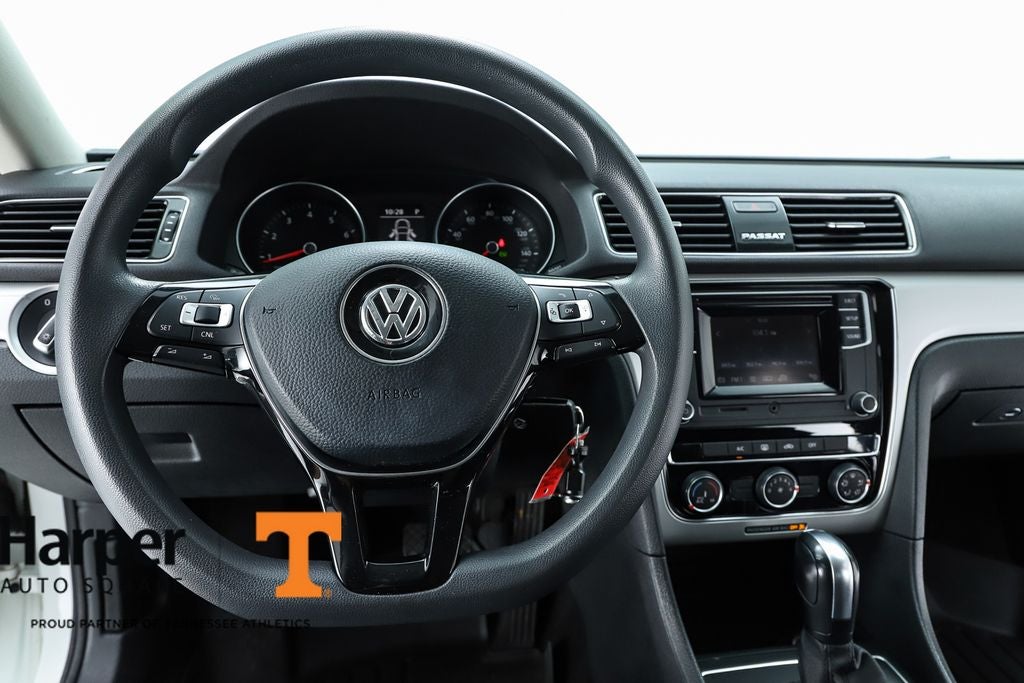 2018 Volkswagen Passat 2.0T S