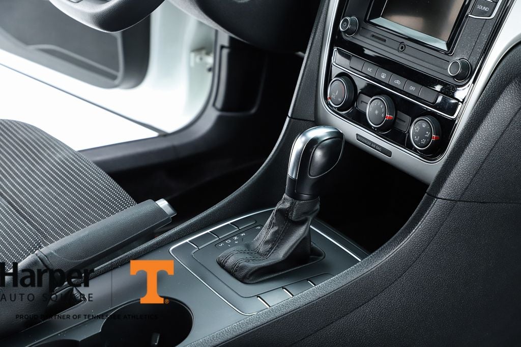 2018 Volkswagen Passat 2.0T S