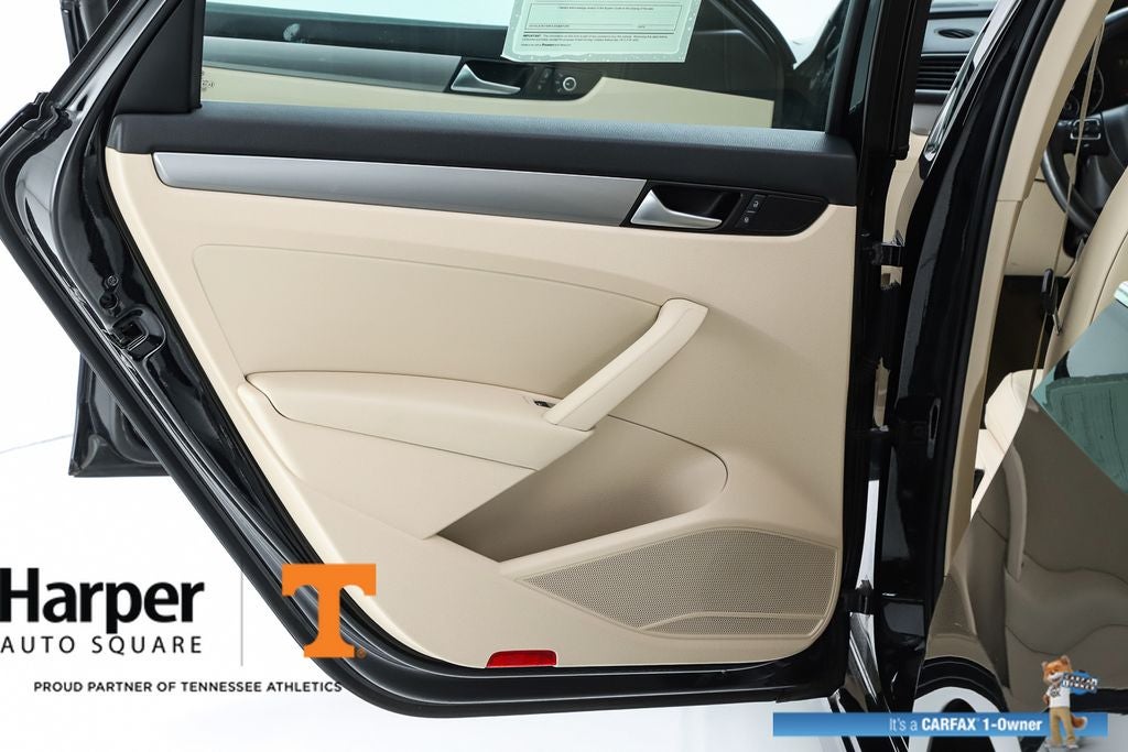 2015 Volkswagen Passat 1.8T Limited Edition