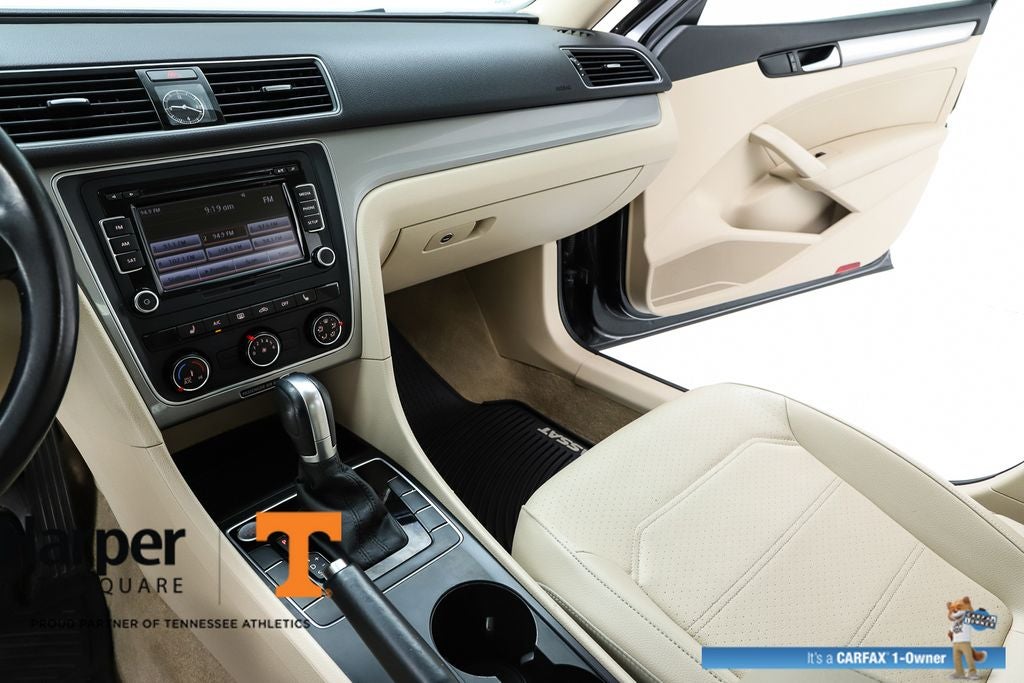 2015 Volkswagen Passat 1.8T Limited Edition