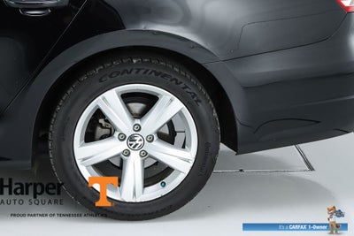 2015 Volkswagen Passat 1.8T Limited Edition