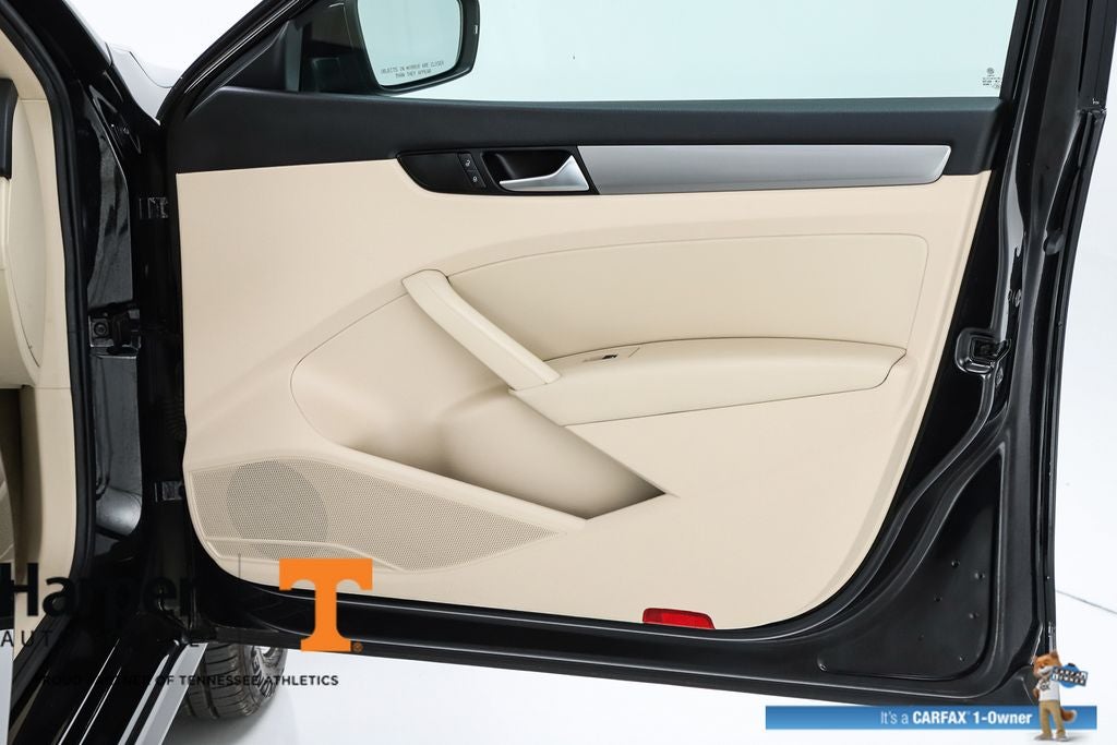 2015 Volkswagen Passat 1.8T Limited Edition