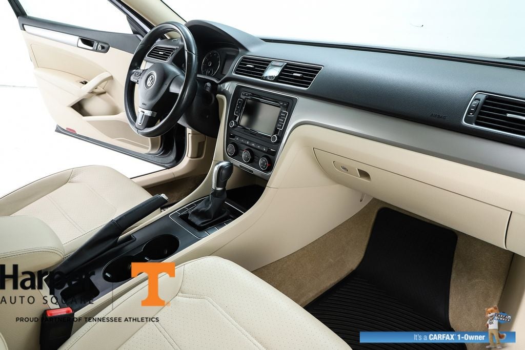 2015 Volkswagen Passat 1.8T Limited Edition