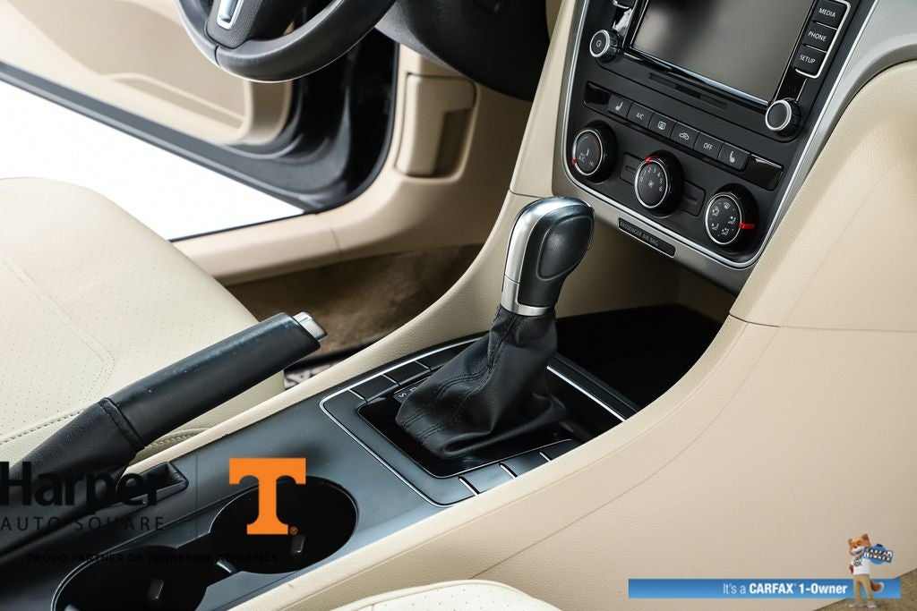 2015 Volkswagen Passat 1.8T Limited Edition