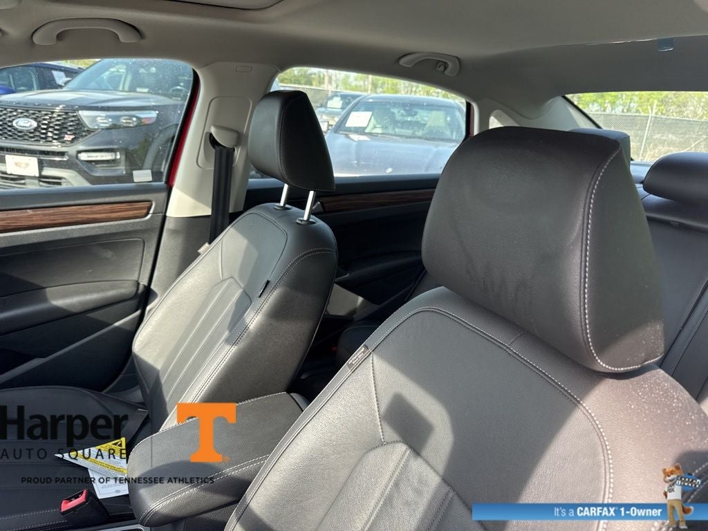 2022 Volkswagen Passat 2.0T Limited Edition