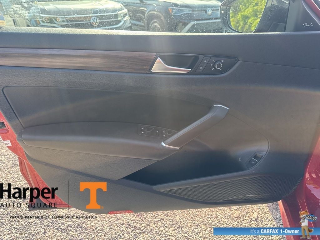 2022 Volkswagen Passat 2.0T Limited Edition