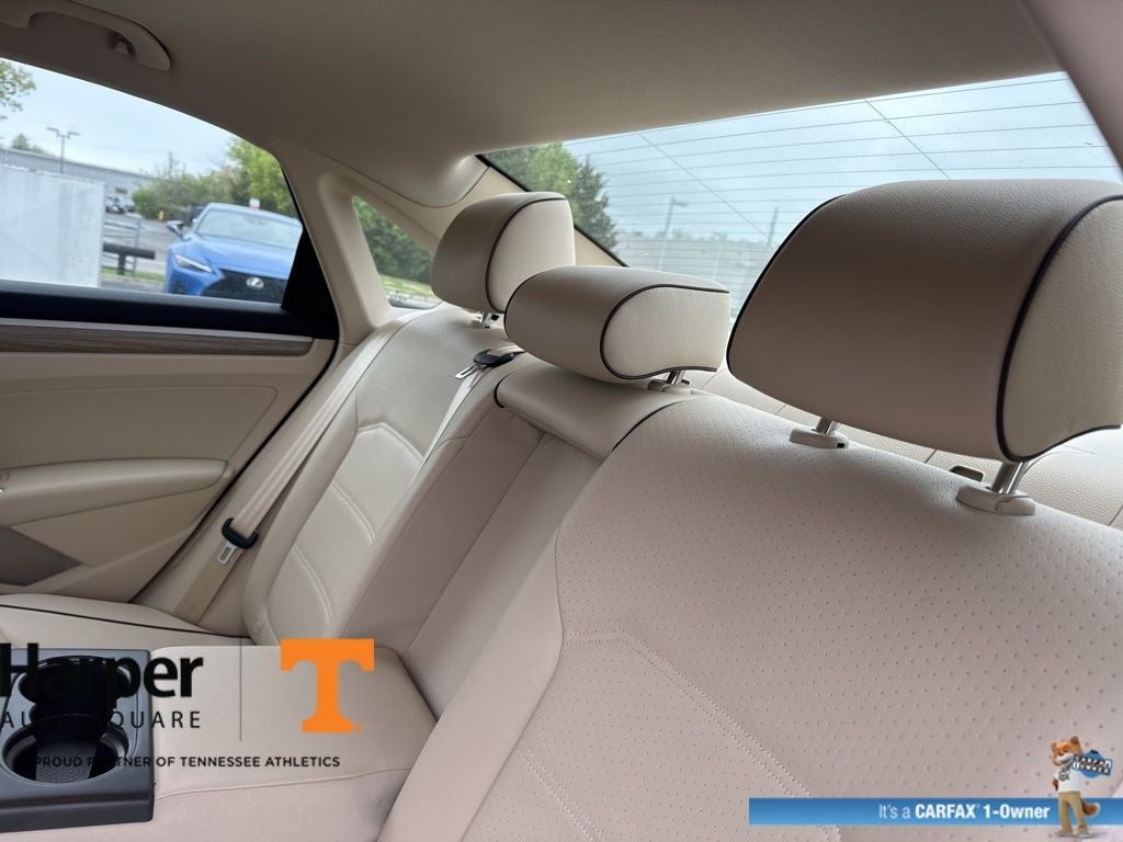 2017 Volkswagen Passat 1.8T SE