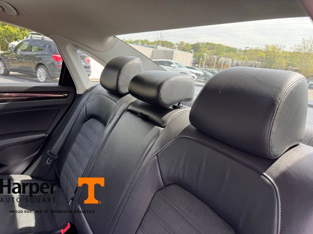 2014 Volkswagen Passat SEL Premium