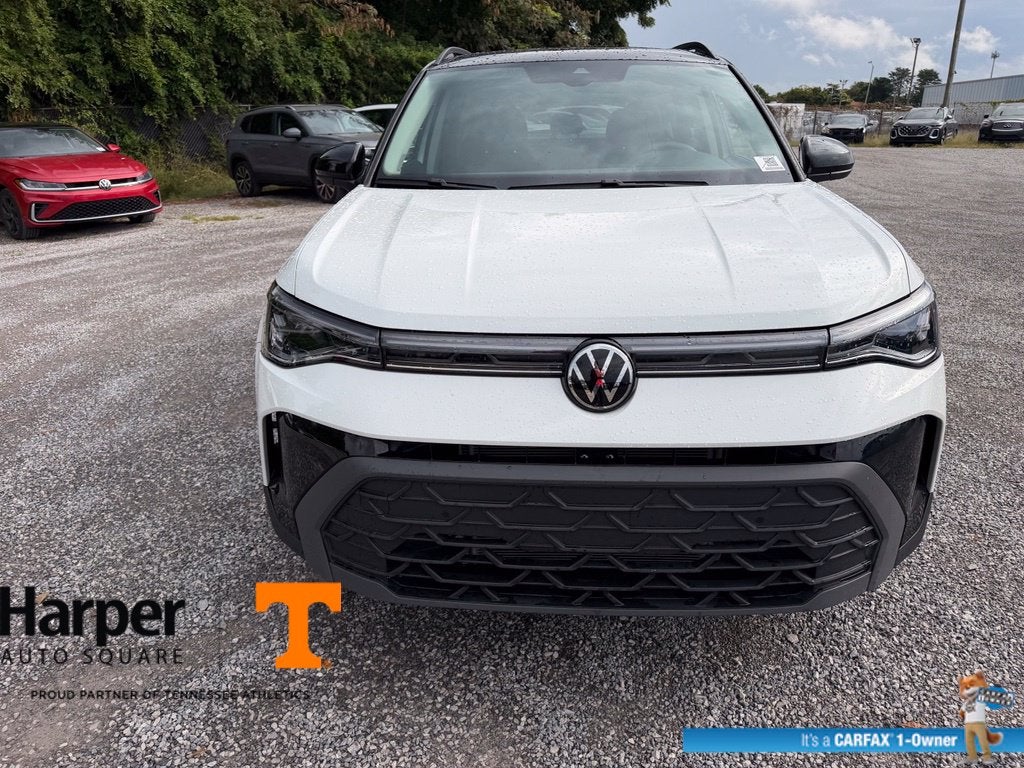 2025 Volkswagen Taos 1.5T SE Black