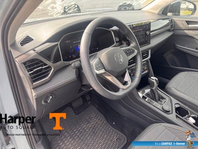 2025 Volkswagen Taos 1.5T SE Black