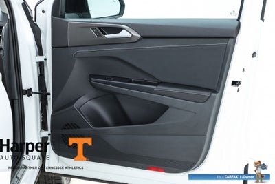 2025 Volkswagen Taos 1.5T SE Black