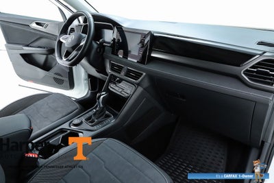 2025 Volkswagen Taos 1.5T SE Black