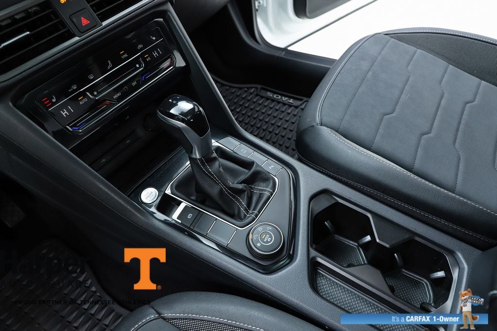 2025 Volkswagen Taos 1.5T SE Black