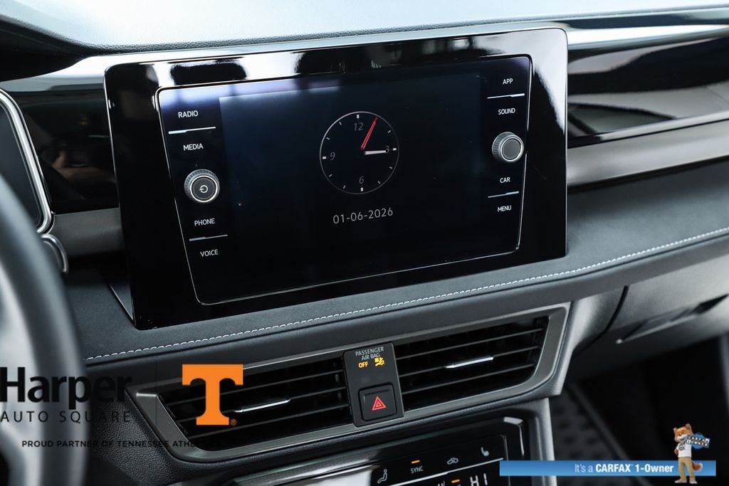 2025 Volkswagen Taos 1.5T SE Black