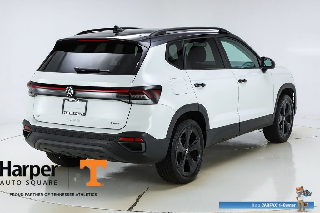 2025 Volkswagen Taos 1.5T SE Black