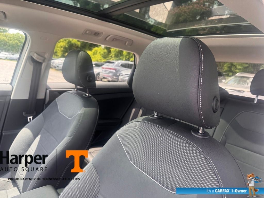 2025 Volkswagen Taos 1.5T SE Black