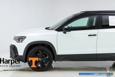 2025 Volkswagen Taos 1.5T SE Black