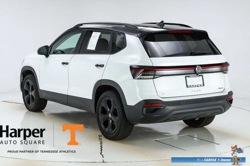 2025 Volkswagen Taos 1.5T SE Black