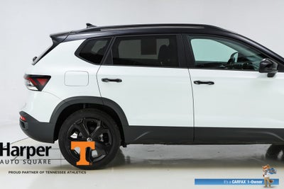 2025 Volkswagen Taos 1.5T SE Black