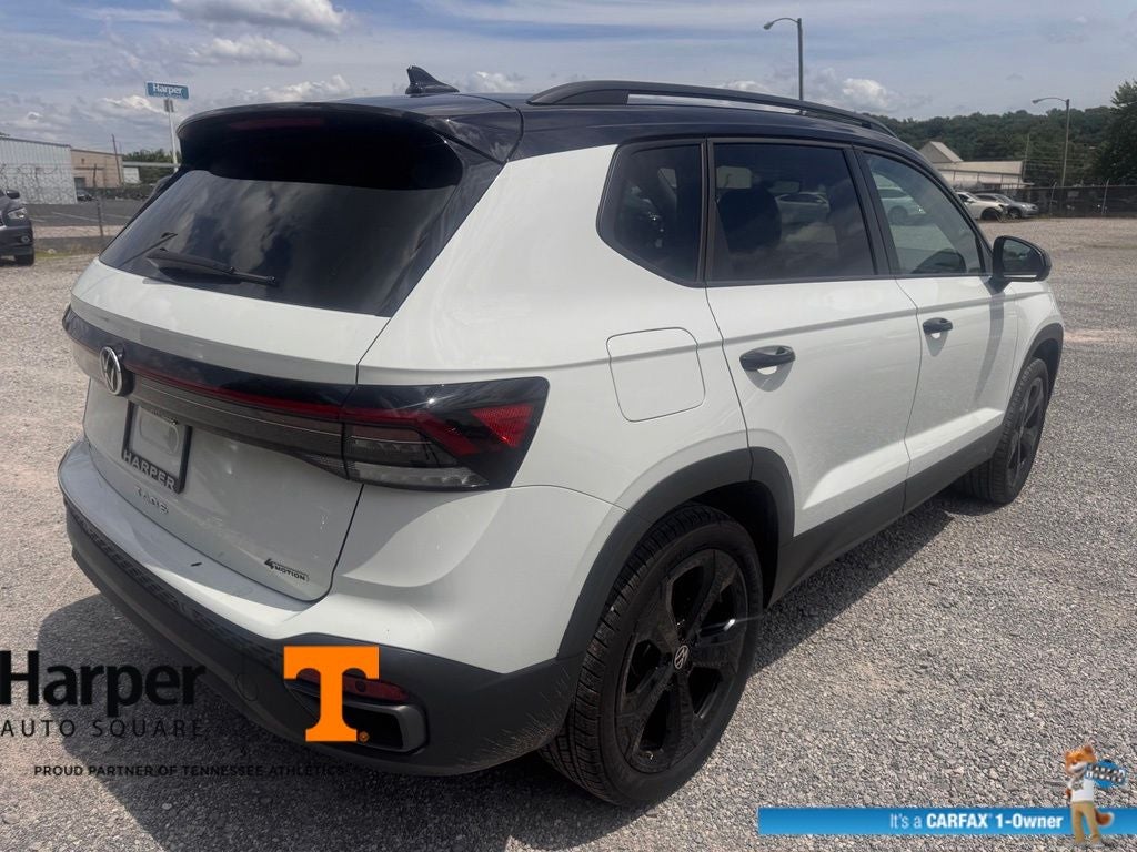2025 Volkswagen Taos 1.5T SE Black