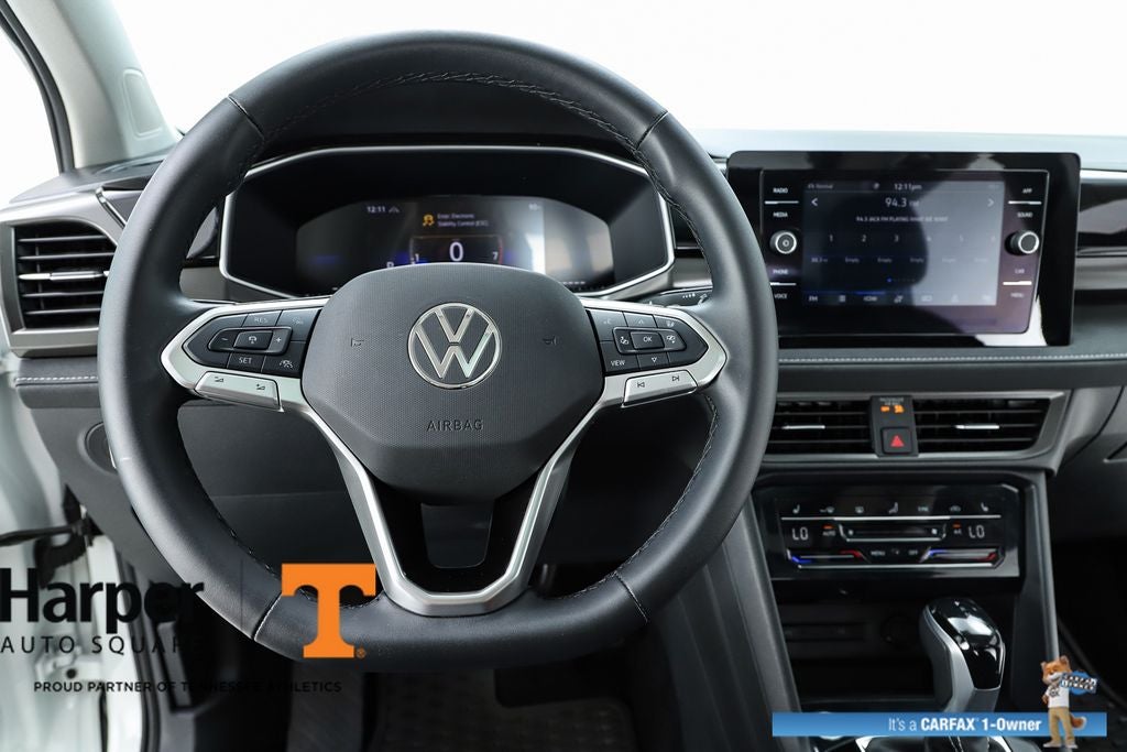 2025 Volkswagen Taos 1.5T SE Black
