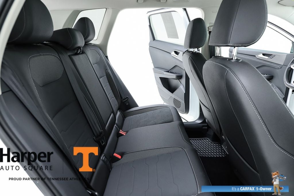 2025 Volkswagen Taos 1.5T SE Black