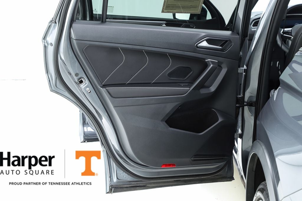 2024 Volkswagen Tiguan 2.0T SEL R-Line