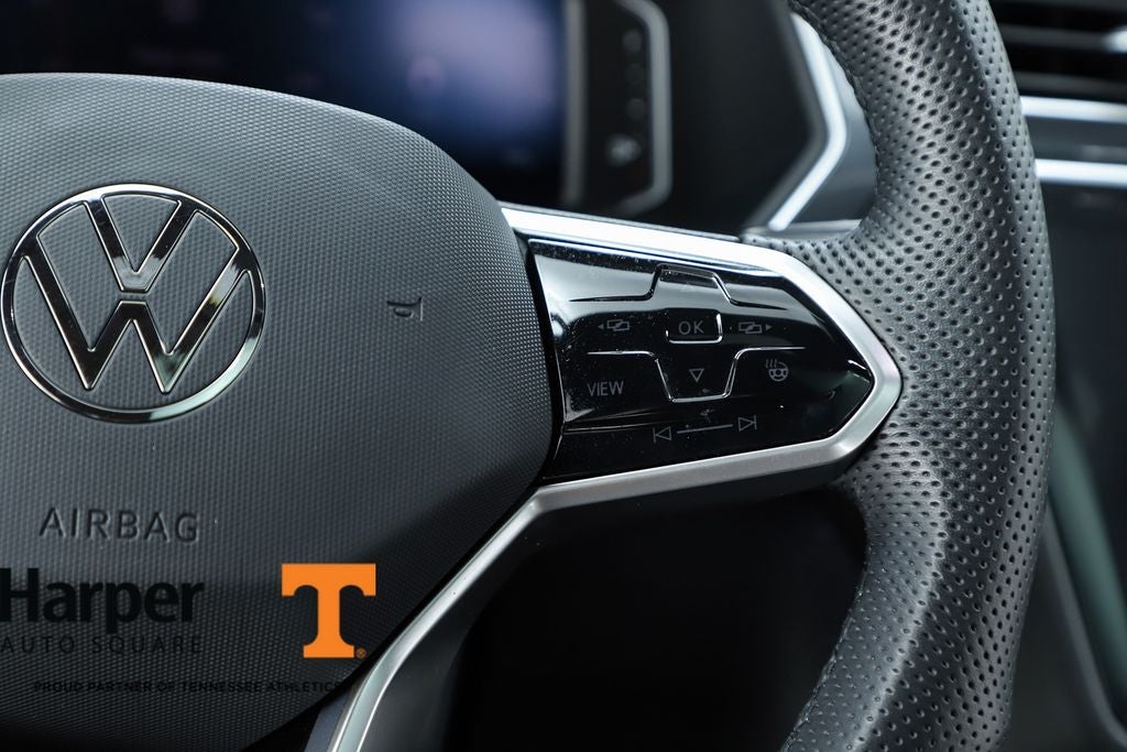 2024 Volkswagen Tiguan 2.0T SEL R-Line