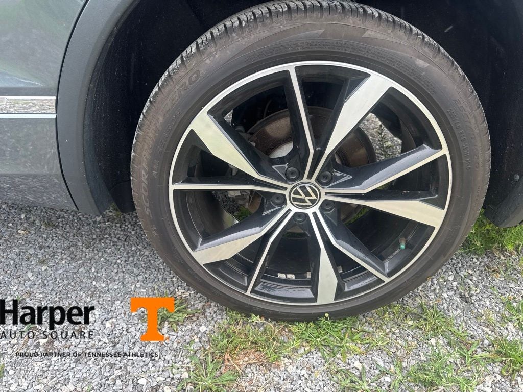 2023 Volkswagen Tiguan 2.0T SEL R-Line