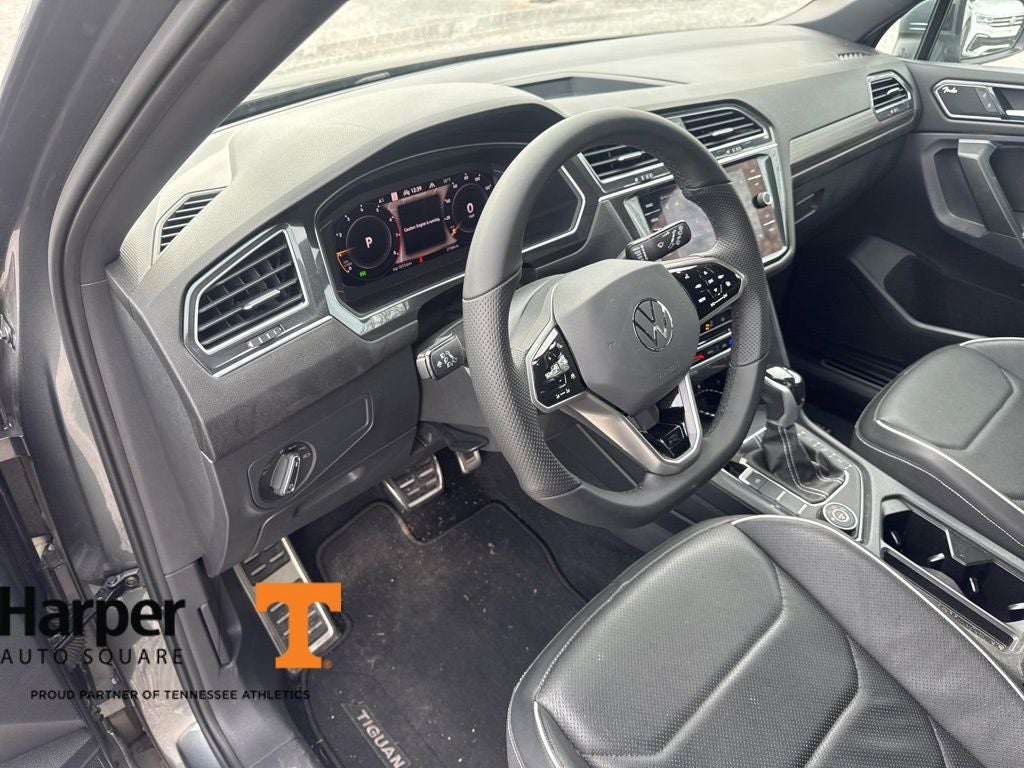 2022 Volkswagen Tiguan 2.0T SEL R-Line