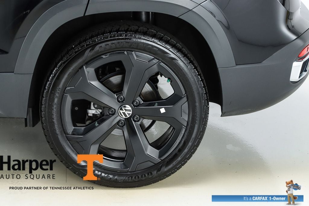 2025 Volkswagen Taos 1.5T SEL