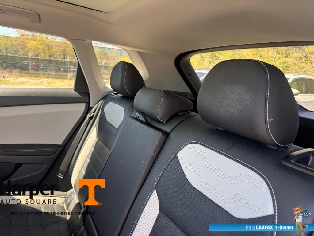 2025 Volkswagen Taos 1.5T SEL