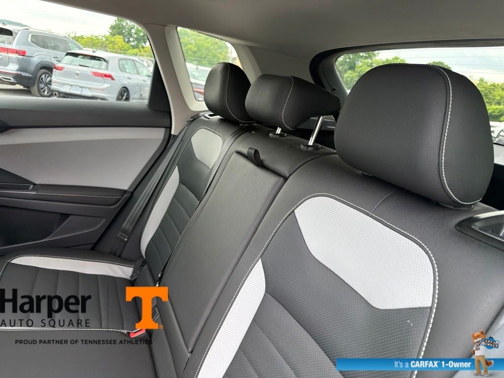 2024 Volkswagen Taos 1.5T SEL