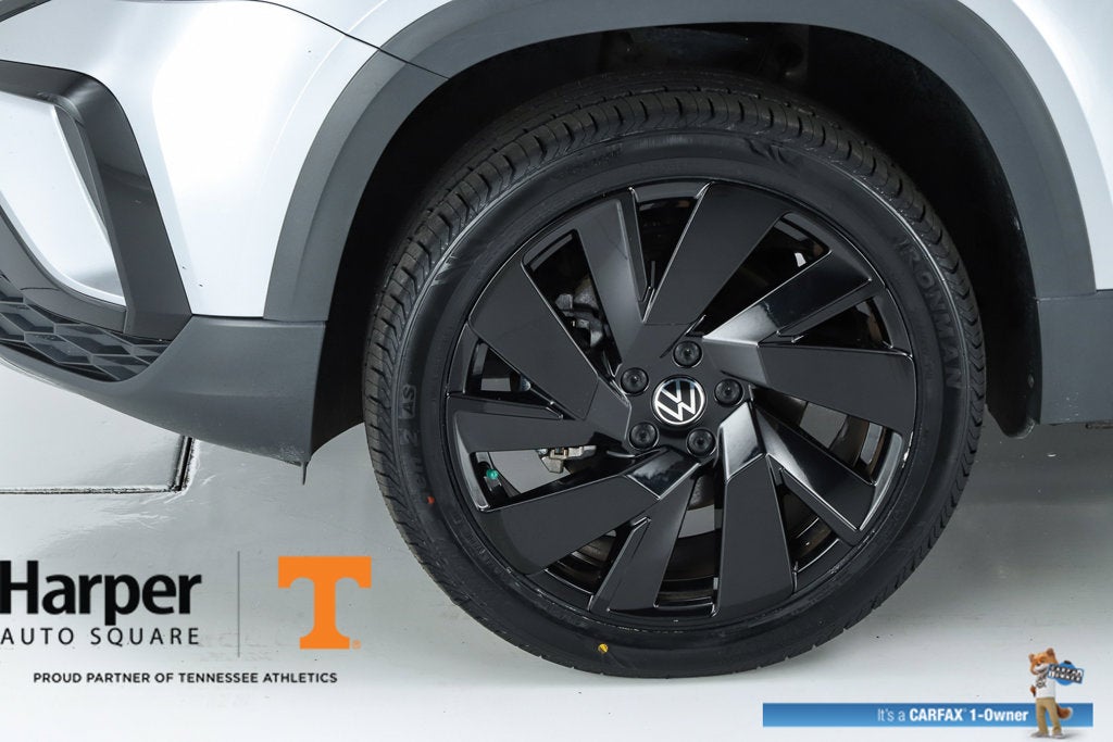 2024 Volkswagen Taos 1.5T SEL