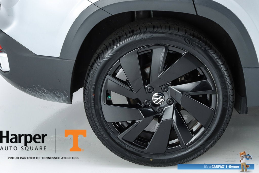 2024 Volkswagen Taos 1.5T SEL