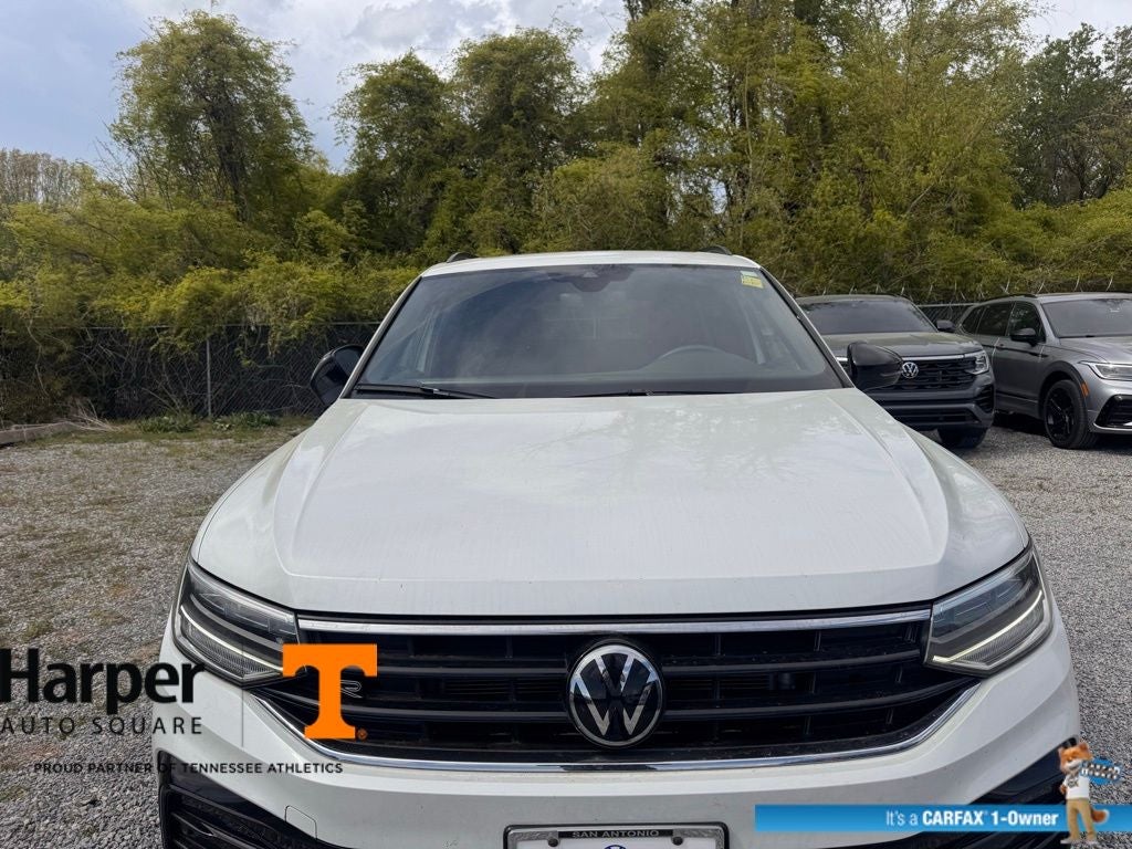 2024 Volkswagen Tiguan 2.0T SE R-Line Black