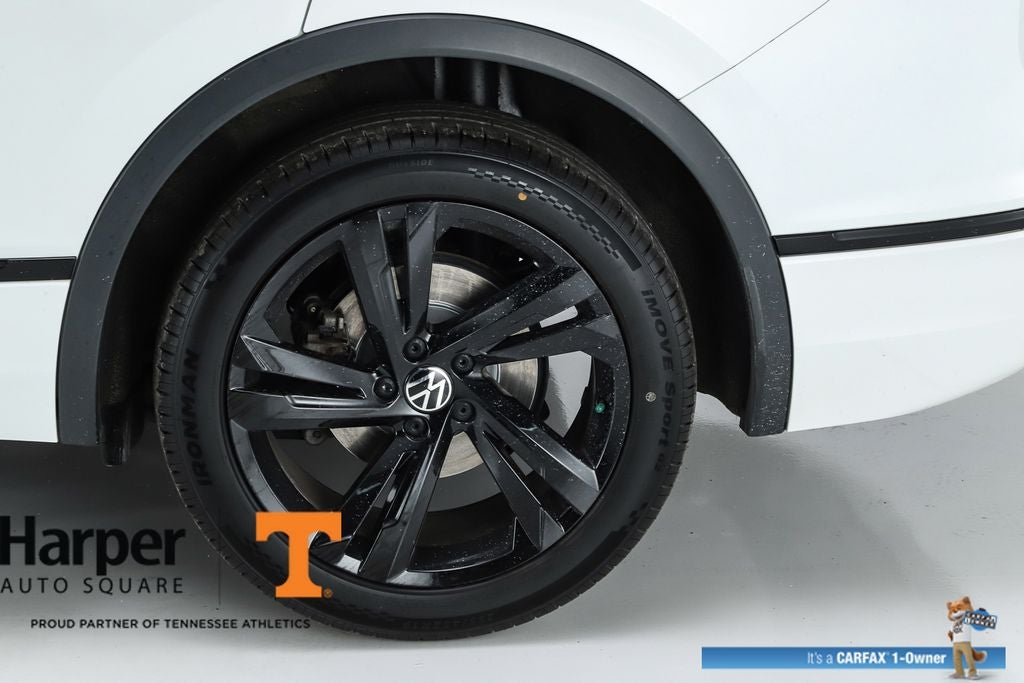 2024 Volkswagen Tiguan 2.0T SE R-Line Black